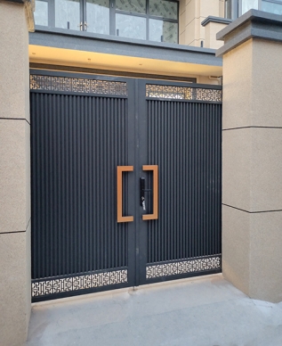 铝艺中式门安装